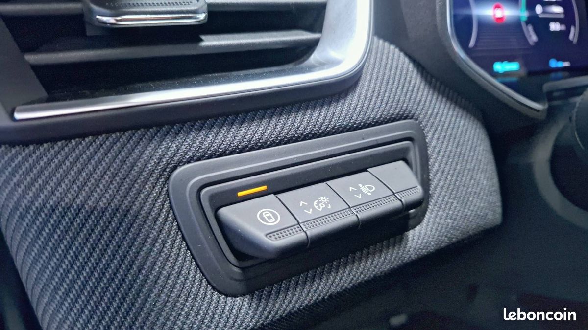 Renault clio e tech full hybrid 145 ch gsr2 (image 22)