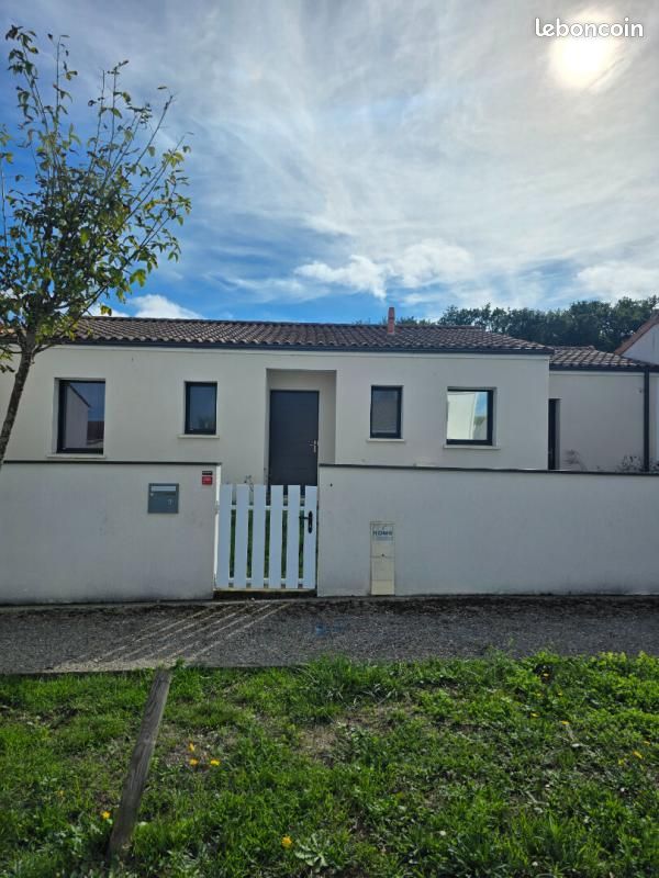 Maison 4 pièces 80 m² · à Breuillet · 80 m² · 304 500 €