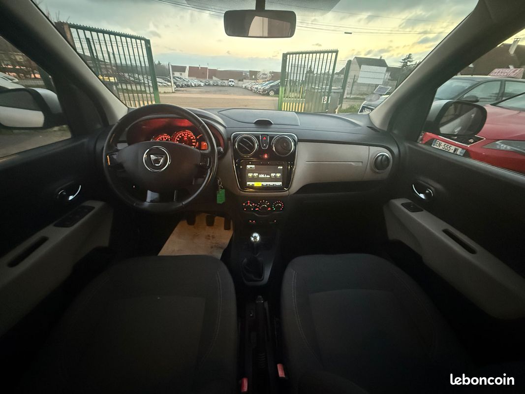 Dacia lodgy 1.2i tce - 16v turbo 115cv silver line 7 places 2016 (image 9)