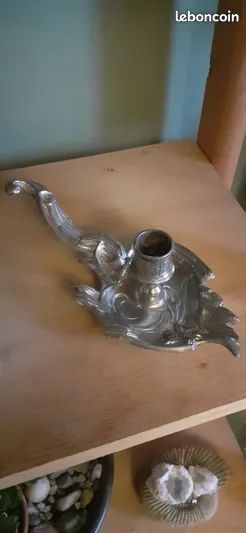 Ancien bougeoir de forme flamme (image 1)
