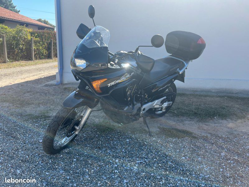 Honda transalp 650 (image 1)