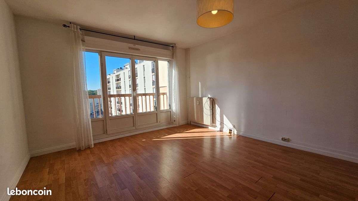 Appartement 1 pièce 30 m² · à Reims · 30 m² · 520 €