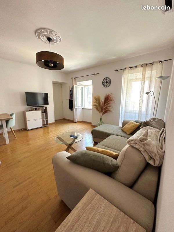 Appartement 2 pièces 43 m² · à Ajaccio · 42,8 m² · 831 €/mois