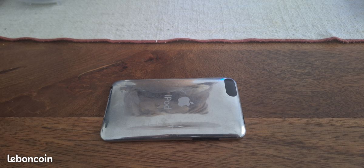 Ipod touch 2nd generation 8go (image 2)