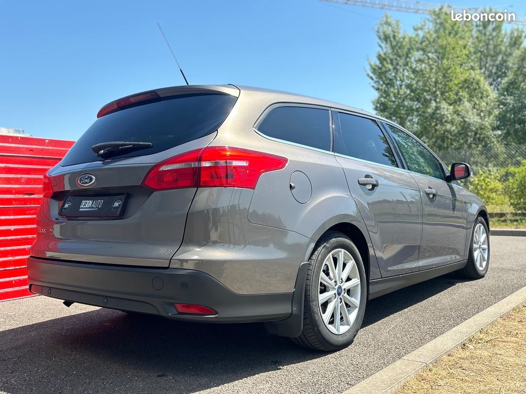 Ford Focus III PHASE 2 1.0 ECOBOOST 125CH TITANIUM 5P - DISTRIBUTION A JOUR ❗ (image 2)