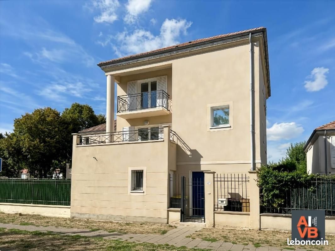 Maison 4 pièces 85 m² · à Bussy-Saint-Georges · 85 m² · 414 000 €