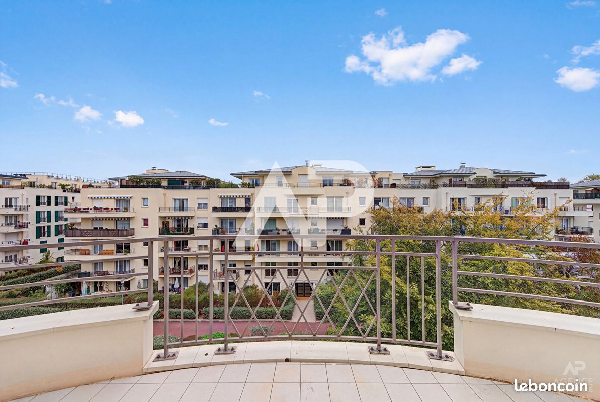 Appartement 2 pièces 45 m² · à Rueil-Malmaison · 45 m² · 325 000 €