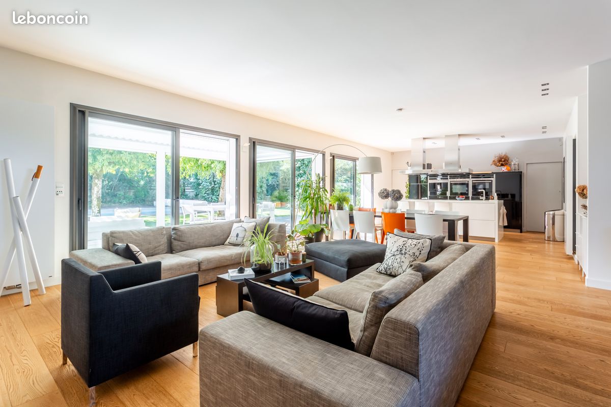 Maison 7 pièces 194 m² · à Lormont · 194 m² · 649 000 €
