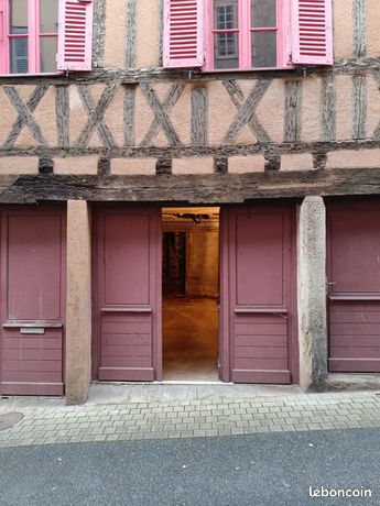 Box 2 voitures centre ville Tulle