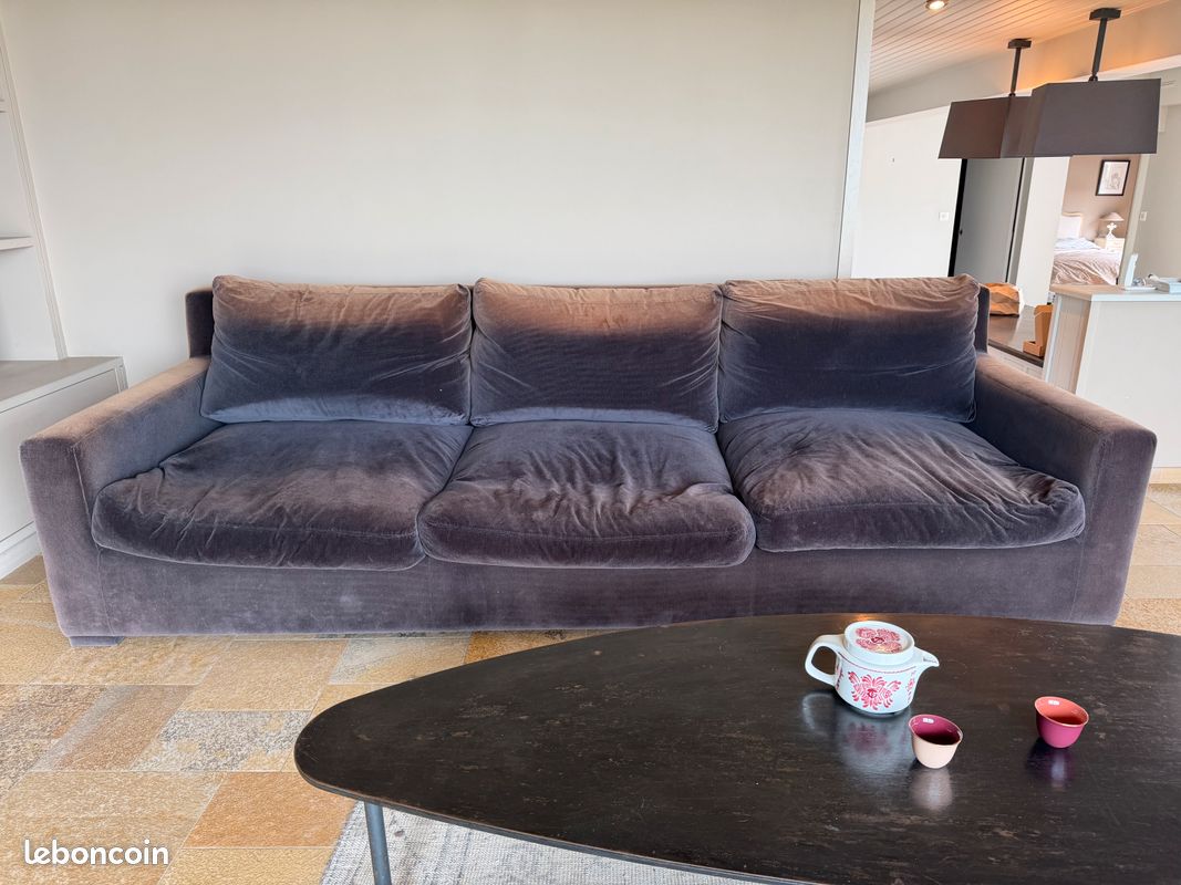 Canapé Caravane 3 places 265 cm — velours taupe (décoloré) (image 1)