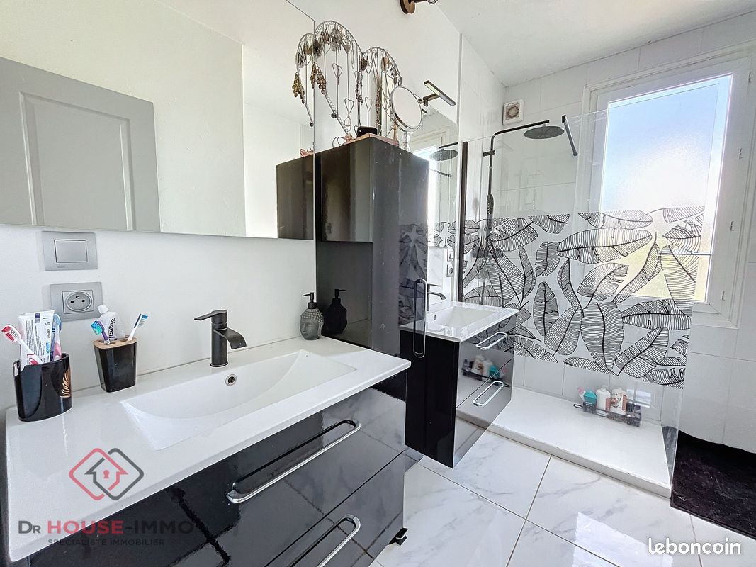 Maison 5 pièces 97 m² - Neuvic 24190 (image principale 7)