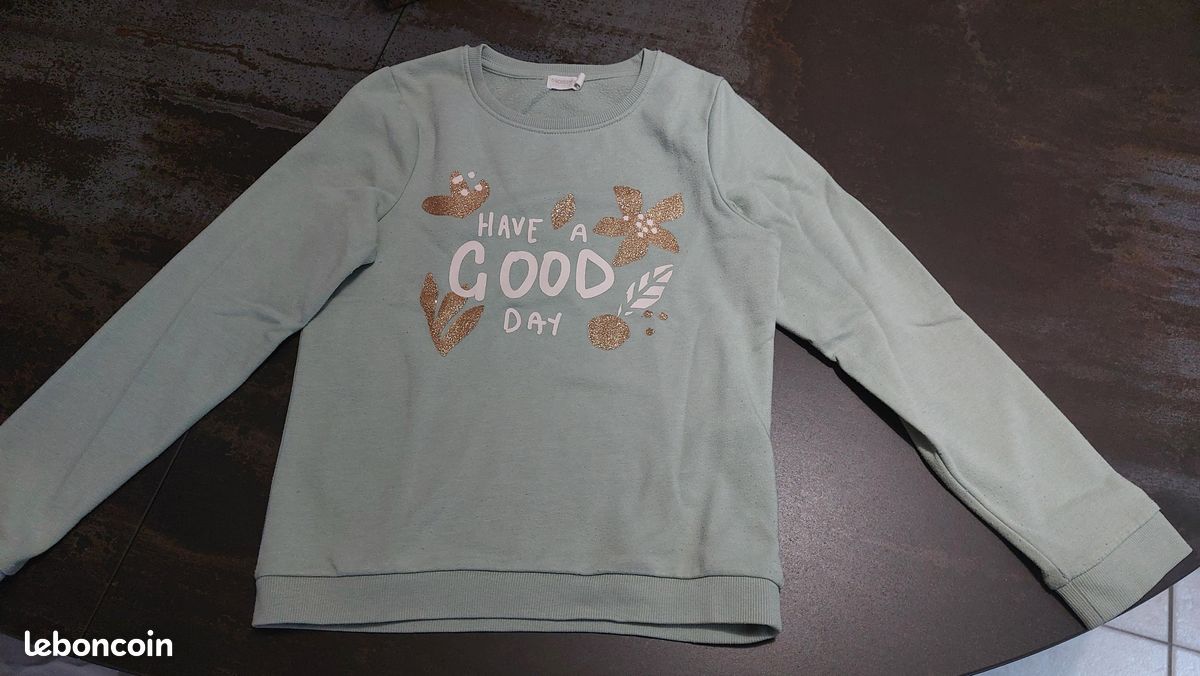Pull fille 12 ans (image 1)