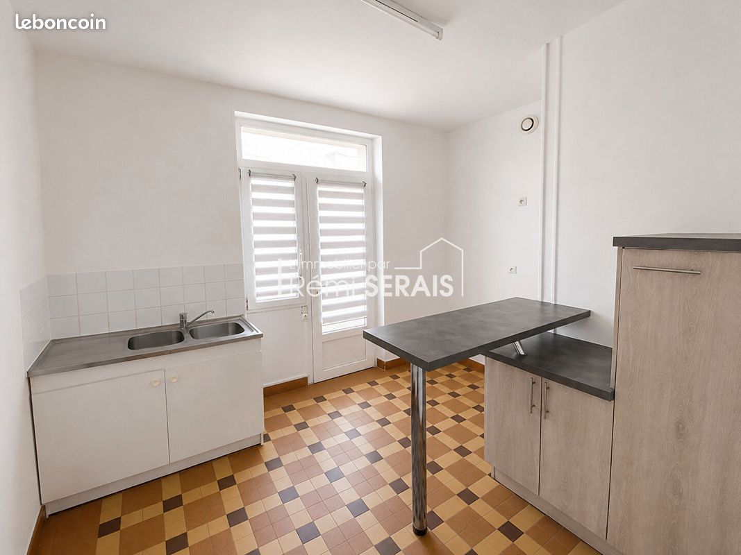 Appartement 5 pièces 62 m² · à Rânes · 62 m² · 460 €