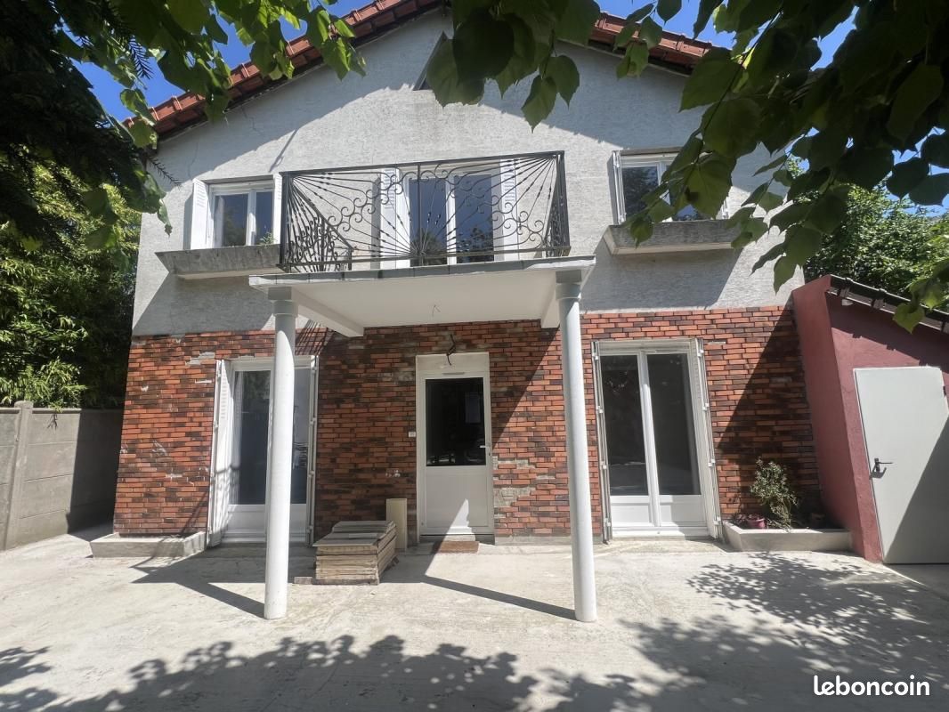Appartement 3 pièces 48 m² · à Aulnay-sous-Bois · 48 m² · 1 050 €/mois
