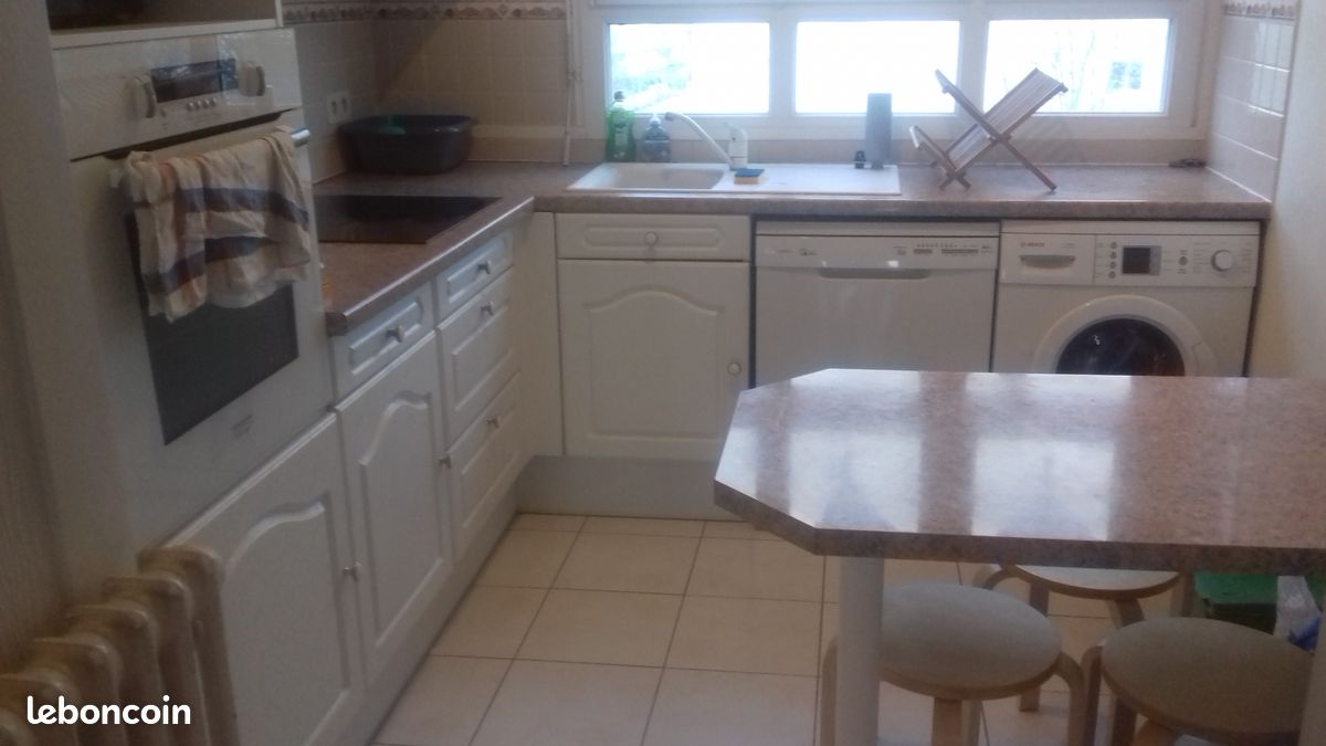 Appartement 4 pièces 75 m² · à Lorient · 75 m² · 390 €