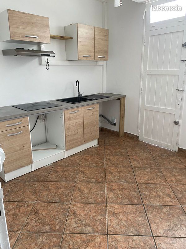 Appartement 4 pièces 75 m² · à Le Tampon · 75 m² · 900 €