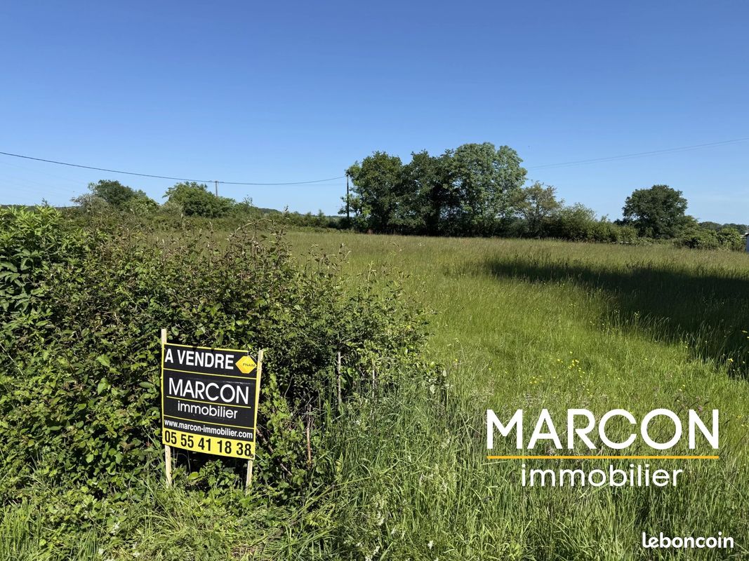 Terrain 2523 m² · à Ajain · 2 523 m² · 29 000 €