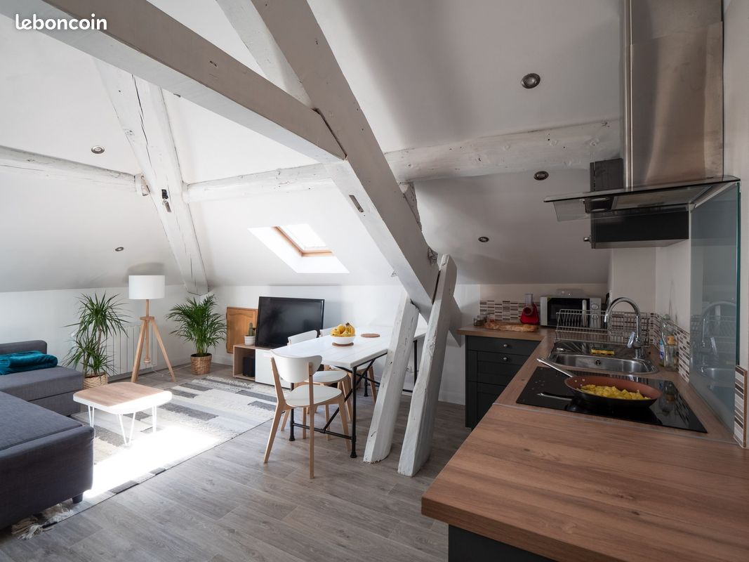 Appartement 2 pièces 31 m² · à Écully · 31 m² · 805 €
