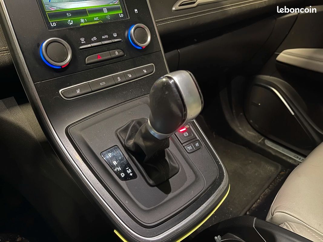 RENAULT SCENIC IV dCi 160 Energy EDC Intens (image 29)