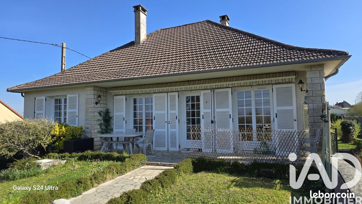 Maison 4 pièces 96 m² · à Châteaumeillant · 96 m² · 137 000 €