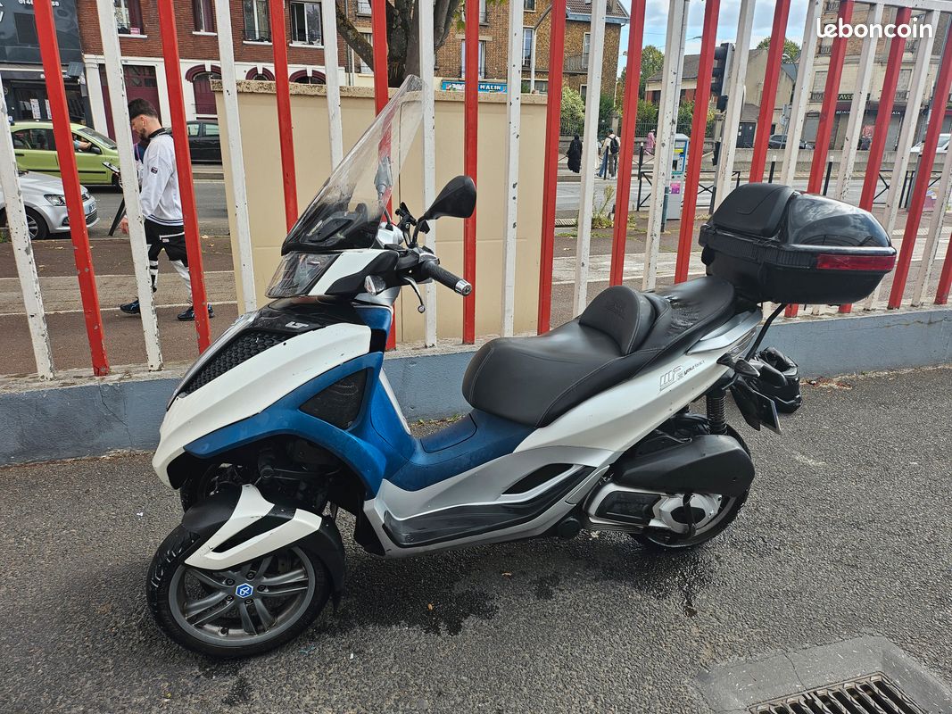 Scooter Piaggio MP3 Yourban 300cc – Année 2014 – 52 000 km (image 5)
