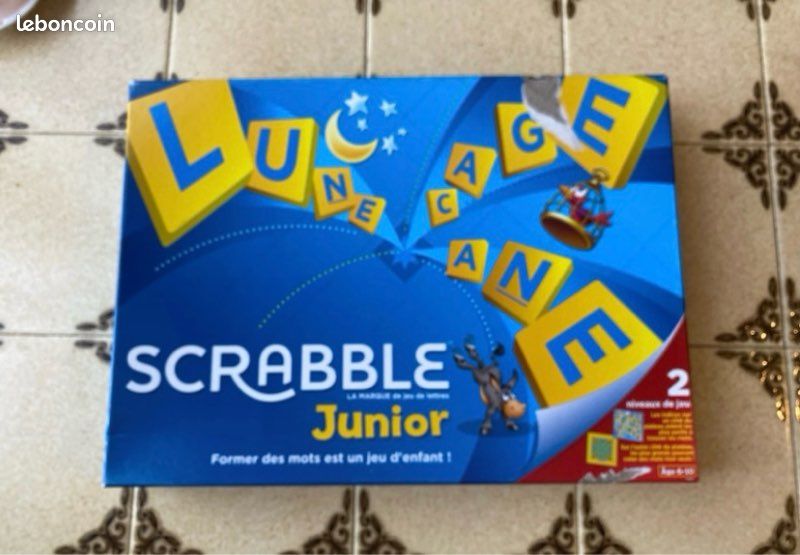 Scrabble junior (image 1)