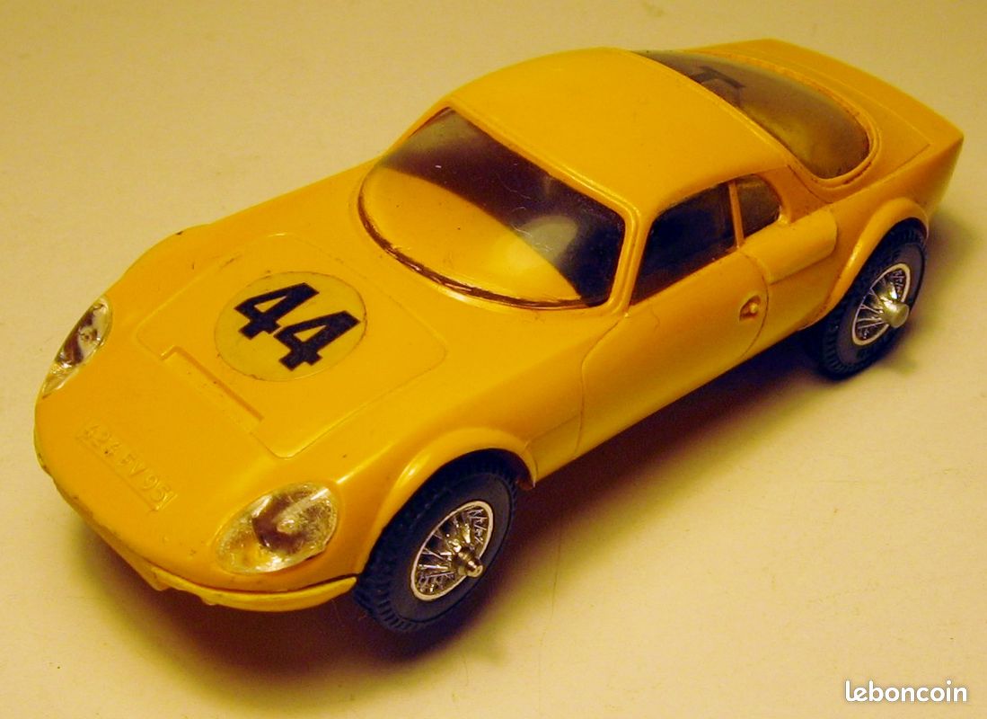 VOITURE CIRCUIT SLOT Jouef Ferrari 250 GT C DSE avec boite 357 EUR 130