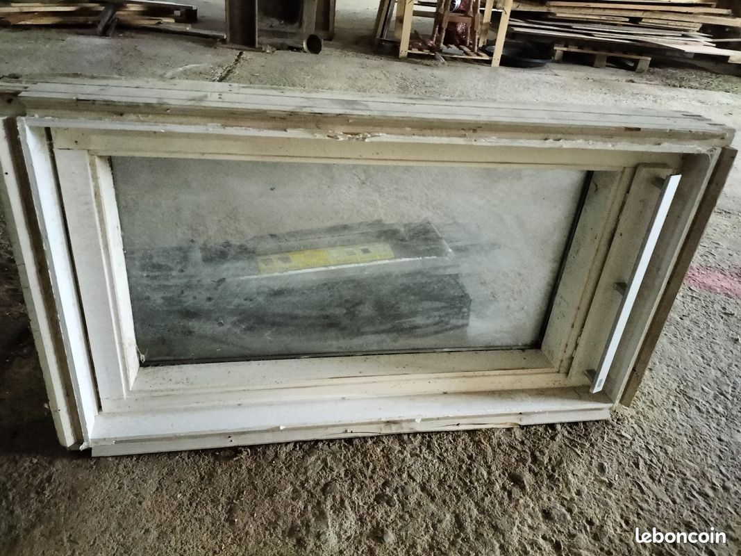 Vieux Velux bois (image 2)