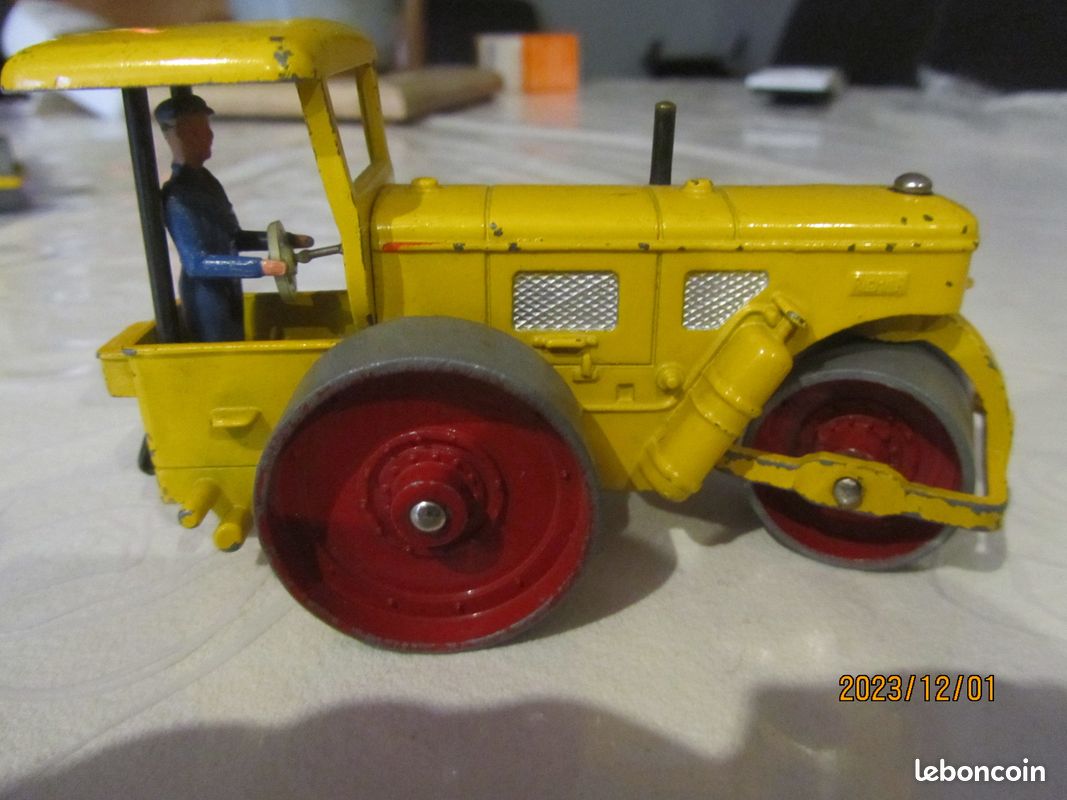 90a rouleau compresseur richier dinky meccano - Collection