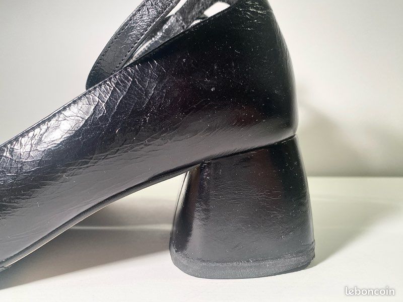 Escarpins Minelli En Cuir Noir - Taille 38 - Talons Aiguilles Fins - Doublure Cuir - Occasion Très Bon état