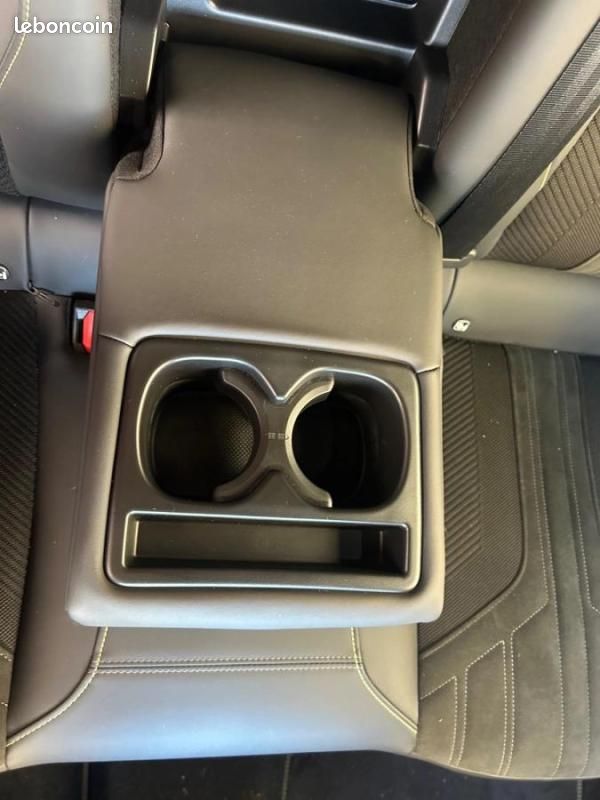 Peugeot 408 1.2 PURETECH 130 GT EAT BVA START-STOP (image 37)