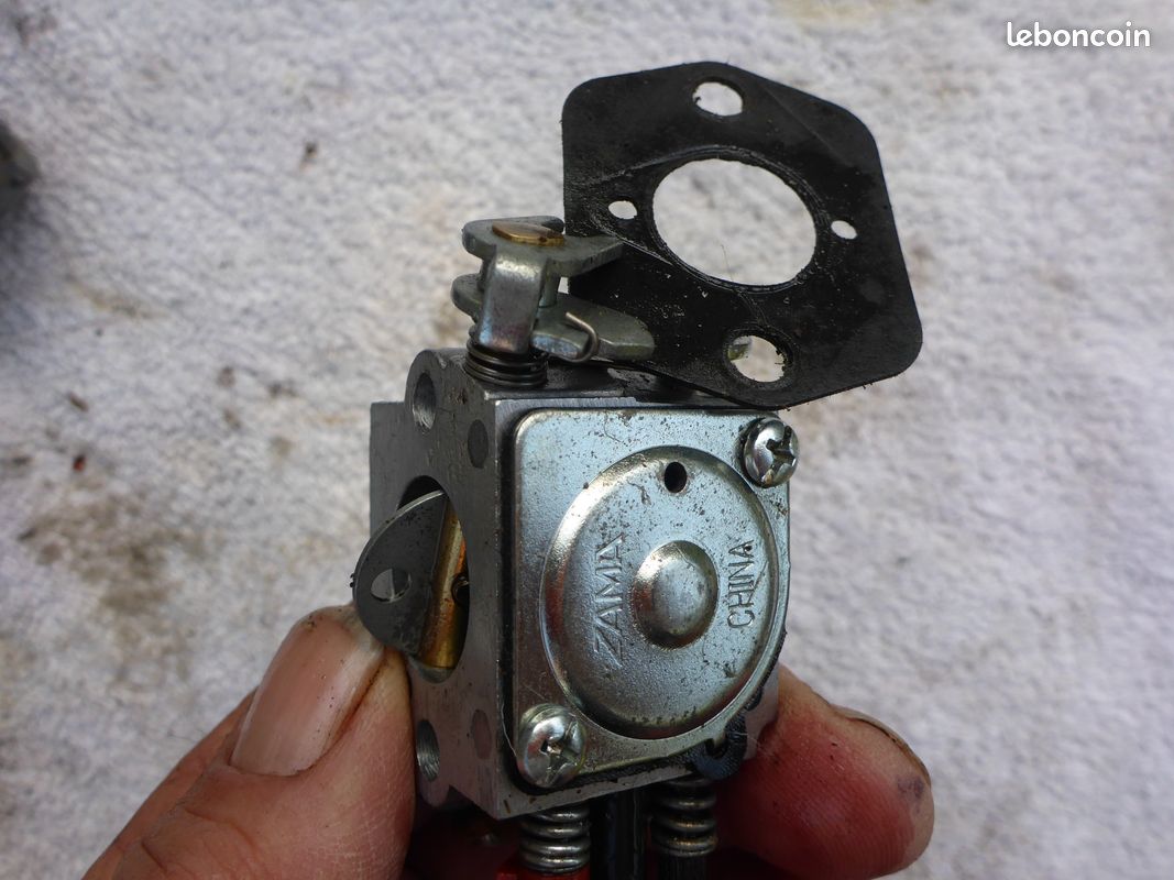 Carbu Husqvarna 323L (image 4)