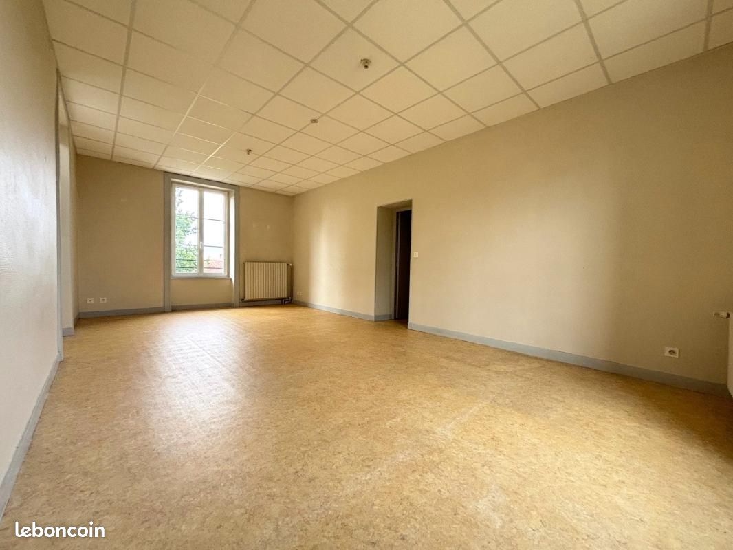 Appartement 4 pièces 93 m² · à Hauterive · 93 m² · 615 €/mois