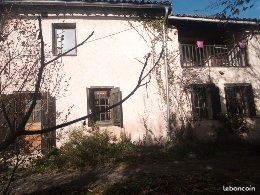 Vends maison à la campagne