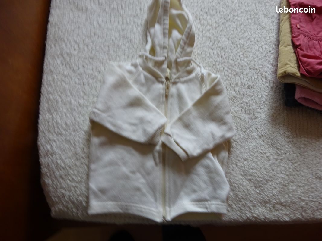 Vetements 6 mois (filles) (image 4)