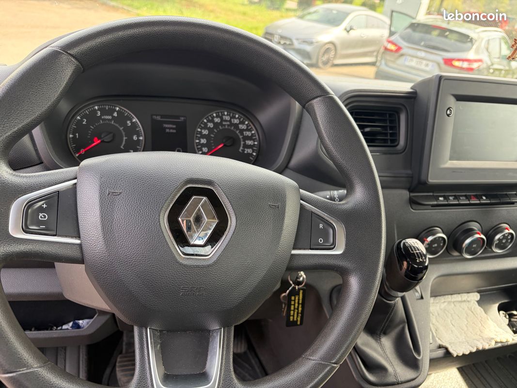 Renault master porte voiture 3t5 dci 145 à 23500 HT (image 5)
