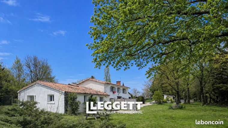Maison 10 pièces 177 m²