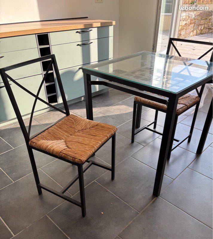 Table en verre et 2 chaise rotin (image 3)