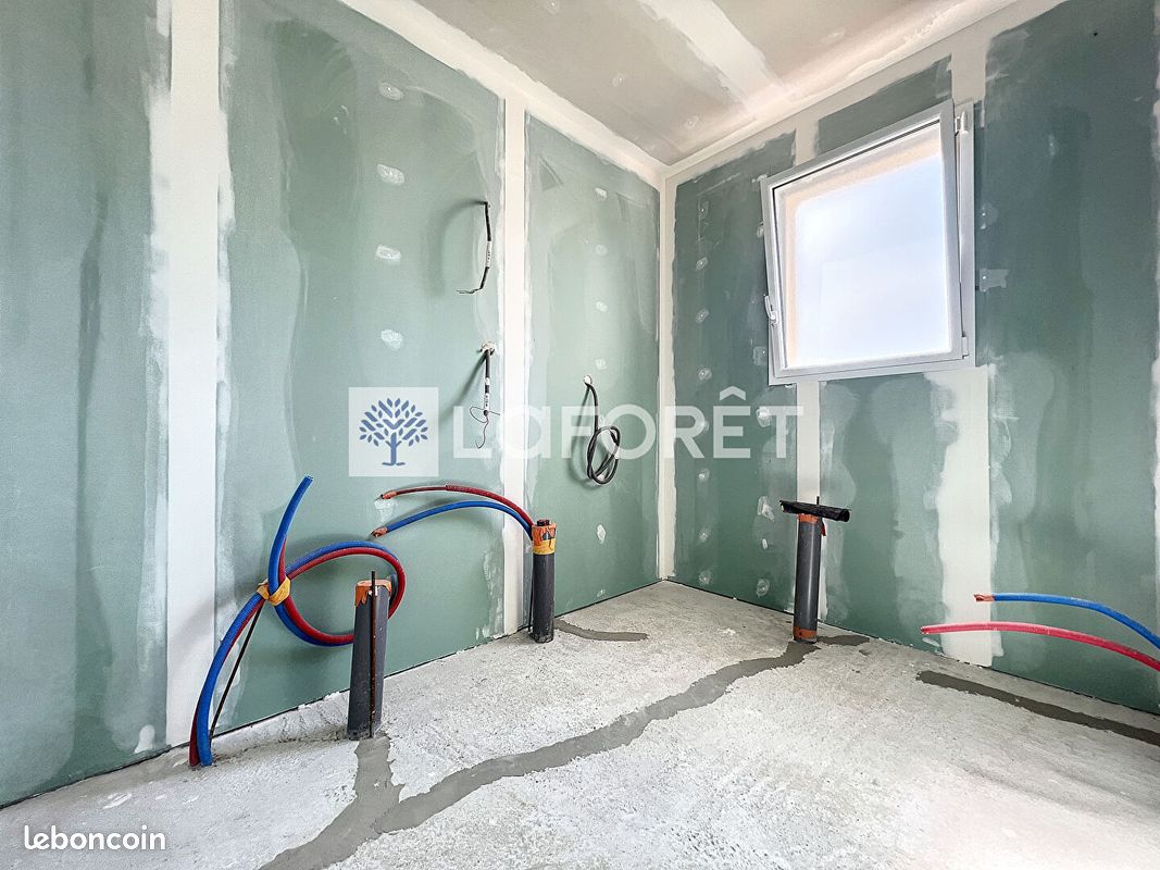 Maison 5 pièces 108 m² - Argentonnay 79150 Moutiers-sous-Argenton (image principale 8)