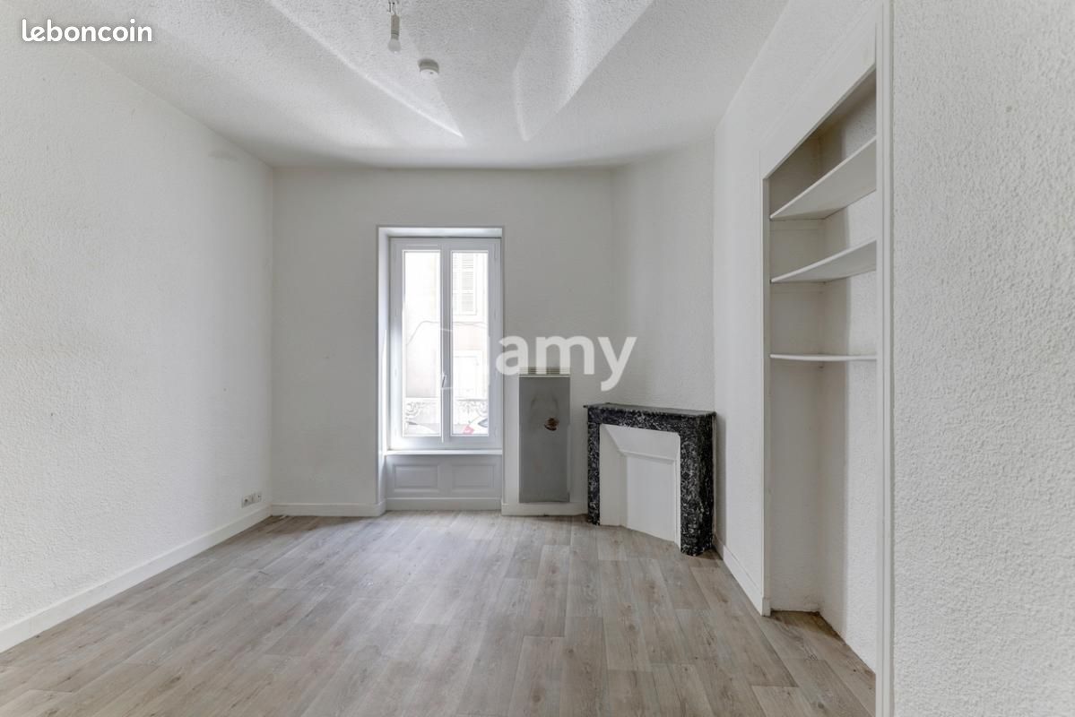 Appartement 1 pièce 27 m² · à Clermont-Ferrand · 27 m² · 65 000 €