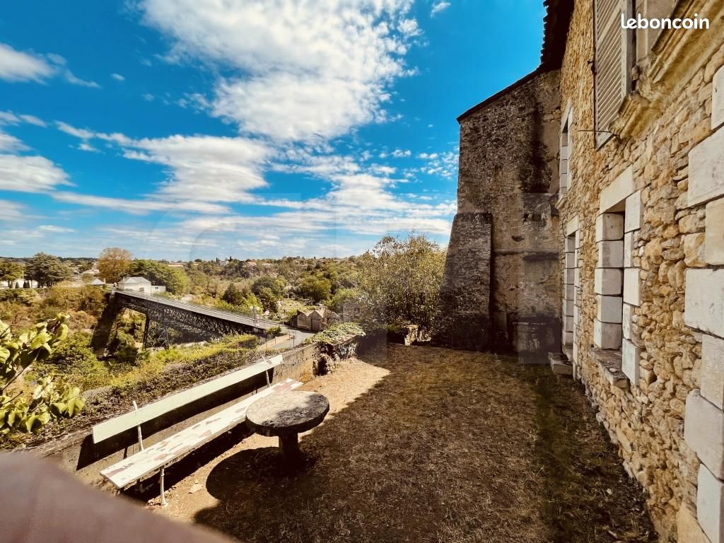 Château 8 pièces 170 m² - Saint-Jacques-de-Thouars 79100 (image principale 8)