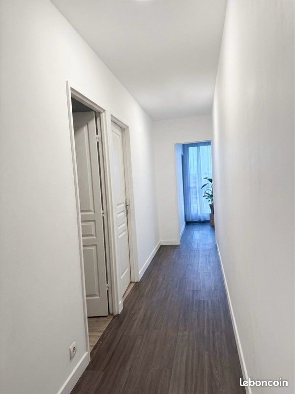 Appartement 5 pièces 100 m² · à Neuilly-sur-Marne · 100 m² · 230 000 €