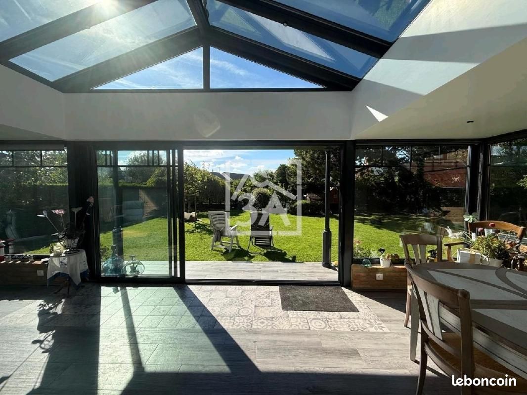 Maison 8 pièces 200 m² · à Sangatte · 200 m² · 532 950 €