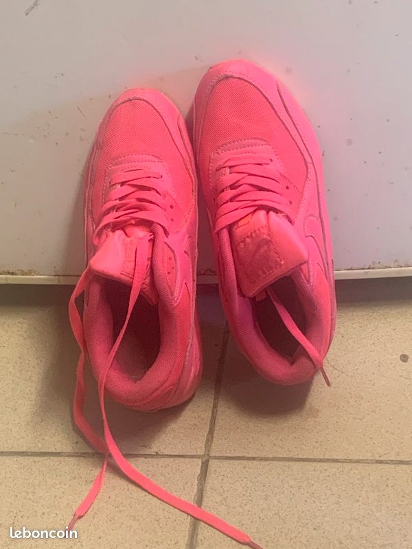 Chaussure Nike rose (image 1)