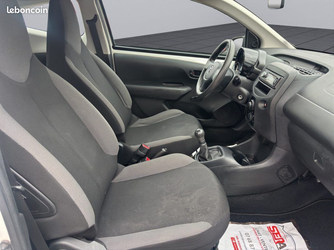 TOYOTA AYGO II 1.0 VvT-I 69 ACTIVE (image 15)