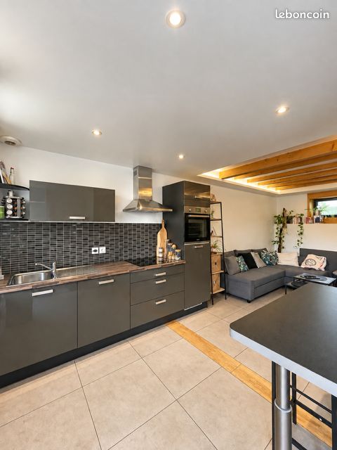 Appartement 2 pièces 48 m² · à Chambéry · 48 m² · 890 €/mois