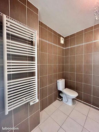 Studio 1 pièce 24 m² — 10