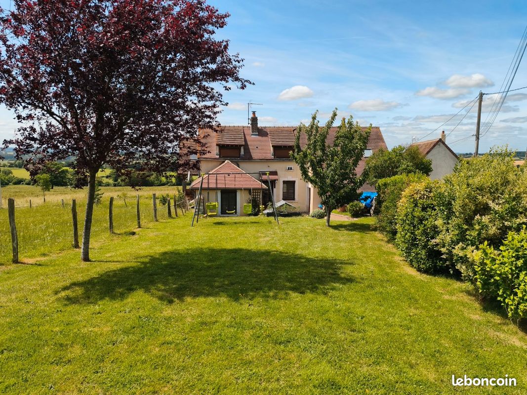 Maison 4 pièces 85 m² · à Val-au-Perche · 85 m² · 140 000 €