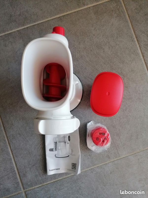 TUPPERWARE ADAPTACHEF Coupe Frites 15 mm + presse Purée Très bon état EUR 50,00 - FR