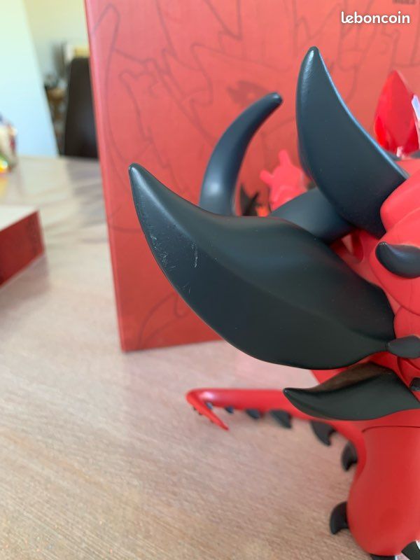 Figurine géante diablo (image 4)
